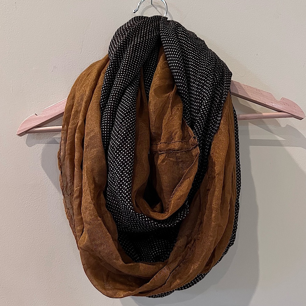 G&B - Camel/ Brown Dotted Infinity Scarf